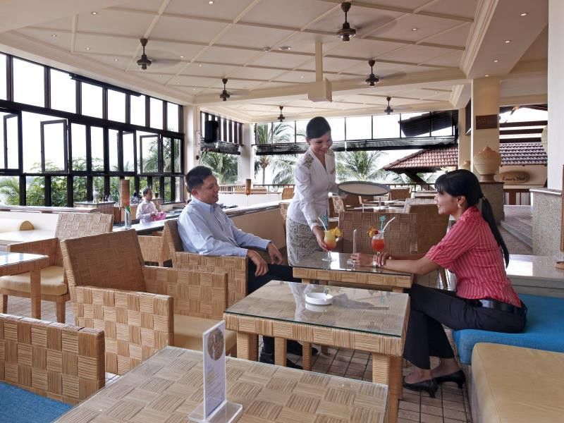 Hotel Avillion Port Dickson Zewnętrze zdjęcie A restaurant in a hotel