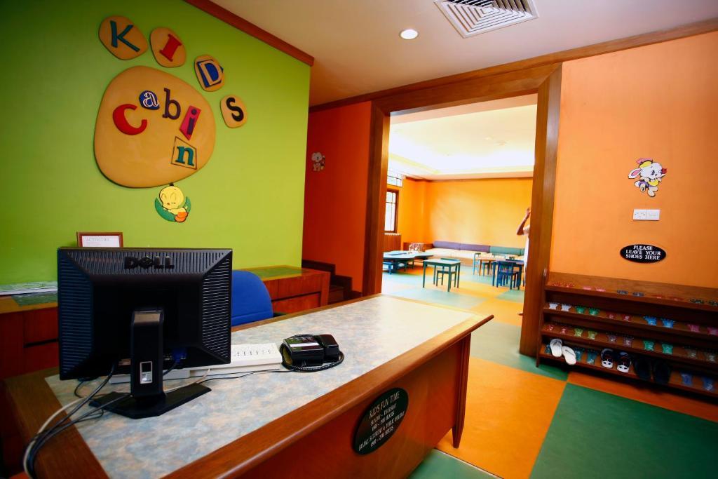 Hotel Avillion Port Dickson Zewnętrze zdjęcie The Kid's Only area at the station
